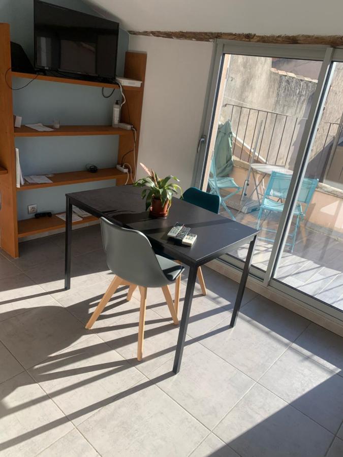 Studio Avec Terrasse Aix-en-Provence Exterior photo